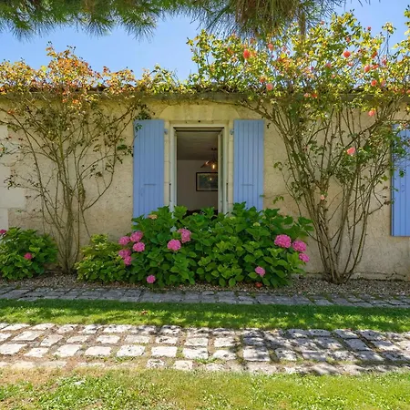 La Desirade Villa Saint-Agnant Exterior photo
